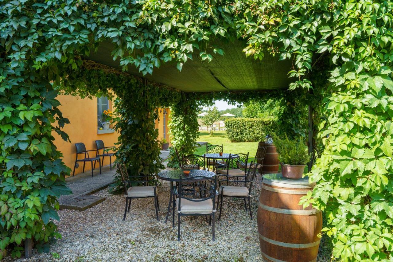Гостевой дом La Scuderia Casa Vacanze Ареццо Экстерьер фото