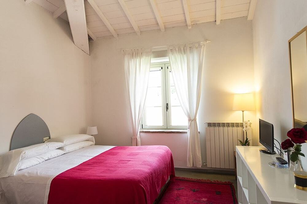 Гостевой дом La Scuderia Casa Vacanze Ареццо Экстерьер фото